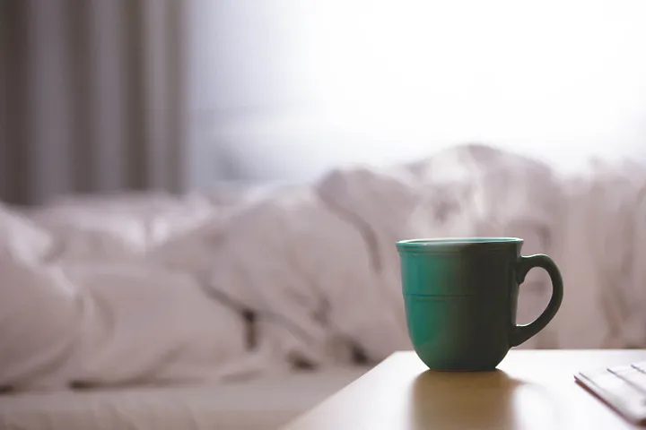 7 Surprising Ways I Practice Waking Up Early to Work on My Dreams