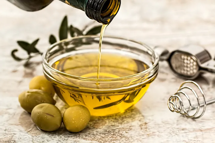 I Drank a Tablespoon of Extra Virgin Olive Oil Daily for 32 Days
